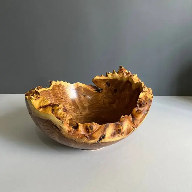 ظرف لبه‌پوستی سنجد جوشدار