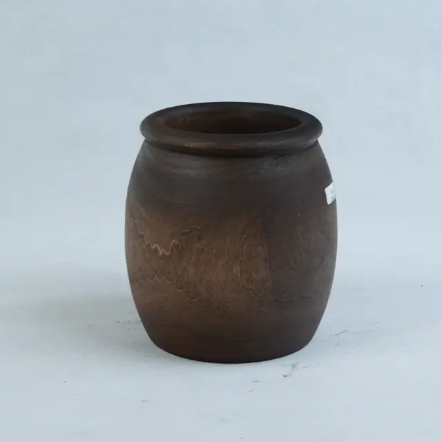 گلدان چوب گردو یک‌تکه