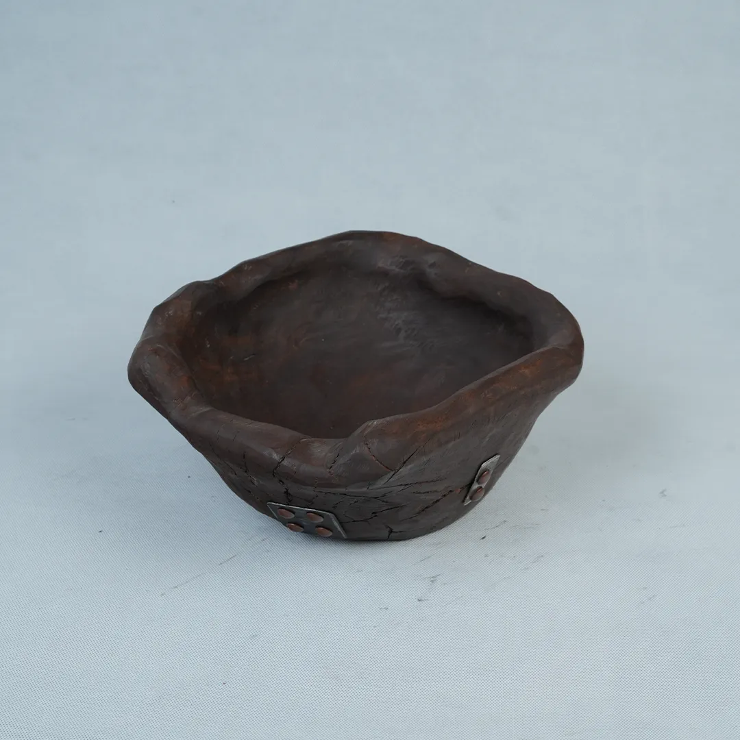 ظرف دفرمه تکنسخه چوب گردو یکتکه