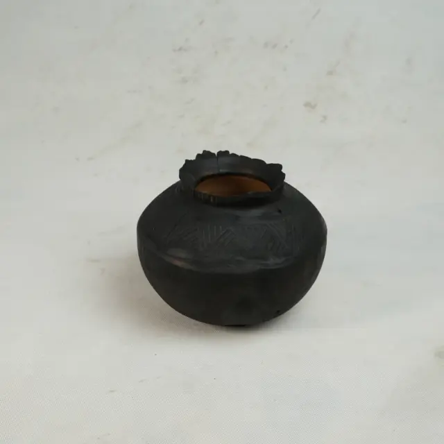 گلدان دفرمه آرت هندمید چوب چنار