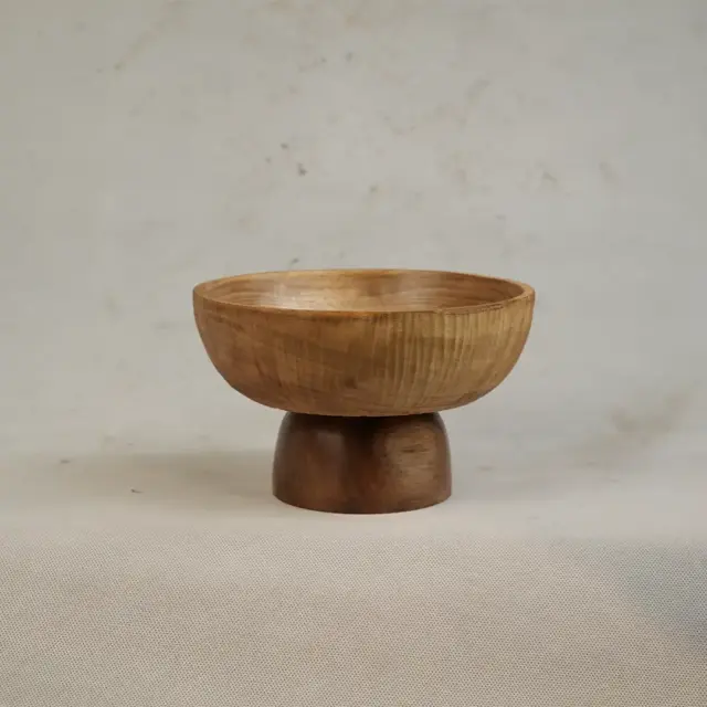 کاسه پایه‌دار چوب گردو